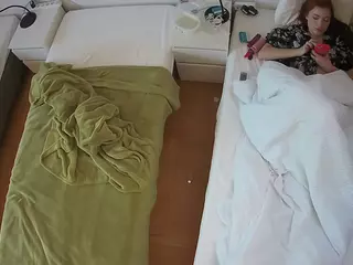 Julmodels Bedroom-D5's Live Sex Cam Show