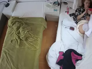 Julmodels Bedroom-D5's Live Sex Cam Show