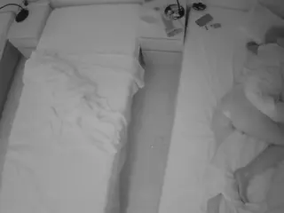 Julmodels Bedroom-D5's Live Sex Cam Show