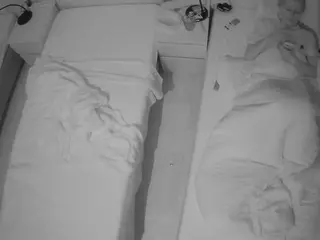 Julmodels Bedroom-D5's Live Sex Cam Show