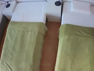 Julmodels Bedroom-D5's Live Sex Cam Show
