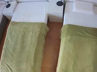 Julmodels Bedroom-D5's Live Sex Cam Show