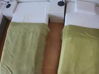 Julmodels Bedroom-D5's Live Sex Cam Show