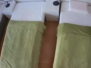 Julmodels Bedroom-D5's Live Sex Cam Show