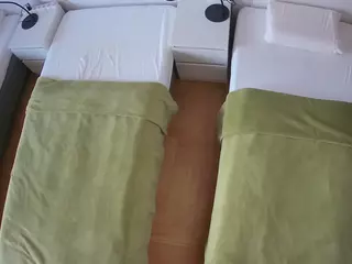 Julmodels Bedroom-D5's Live Sex Cam Show