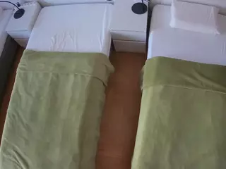 Julmodels Bedroom-D5's Live Sex Cam Show