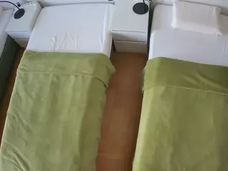 Julmodels Bedroom-D5's Live Sex Cam Show