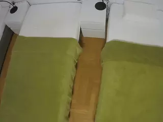 Julmodels Bedroom-D5's Live Sex Cam Show