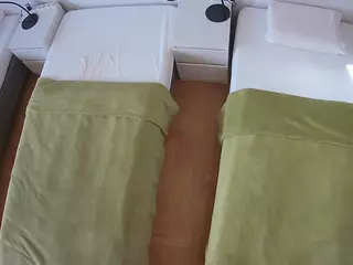 Julmodels Bedroom-D5's Live Sex Cam Show