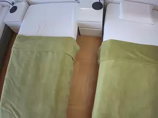 Julmodels Bedroom-D5's Live Sex Cam Show