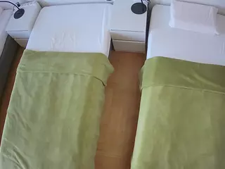 Julmodels Bedroom-D5's Live Sex Cam Show