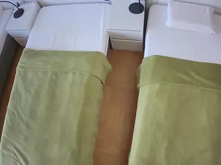 Julmodels Bedroom-D5's Live Sex Cam Show