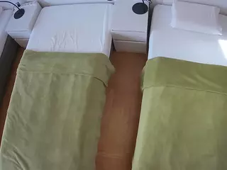 Julmodels Bedroom-D5's Live Sex Cam Show