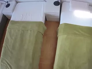 Julmodels Bedroom-D5's Live Sex Cam Show