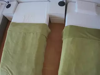 Julmodels Bedroom-D5's Live Sex Cam Show