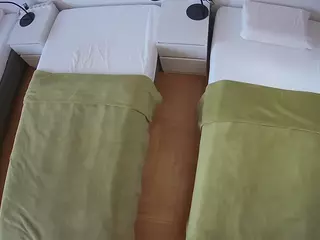 Julmodels Bedroom-D5's Live Sex Cam Show
