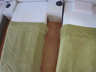 Julmodels Bedroom-D5's Live Sex Cam Show