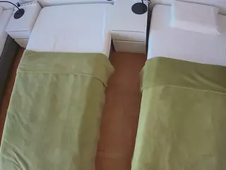 Julmodels Bedroom-D5's Live Sex Cam Show