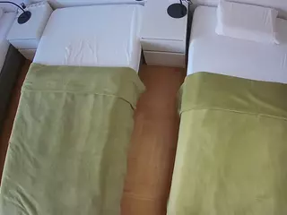 Julmodels Bedroom-D5's Live Sex Cam Show