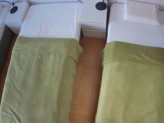 Julmodels Bedroom-D5's Live Sex Cam Show