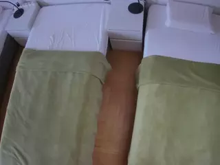 Julmodels Bedroom-D5's Live Sex Cam Show