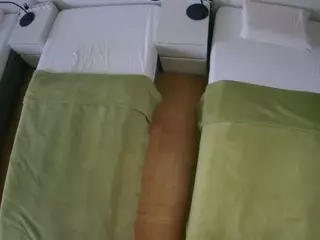 Julmodels Bedroom-D5's Live Sex Cam Show