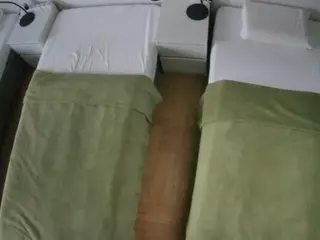 Julmodels Bedroom-D5's Live Sex Cam Show