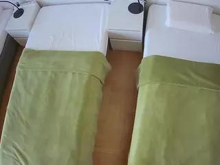 Julmodels Bedroom-D5's Live Sex Cam Show
