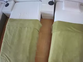 Julmodels Bedroom-D5's Live Sex Cam Show