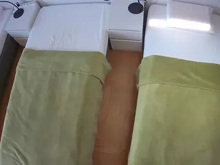 Julmodels Bedroom-D5's Live Sex Cam Show