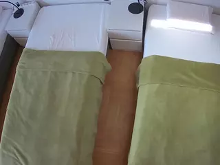 Julmodels Bedroom-D5's Live Sex Cam Show