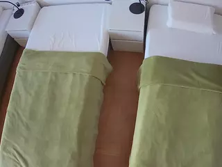 Julmodels Bedroom-D5's Live Sex Cam Show