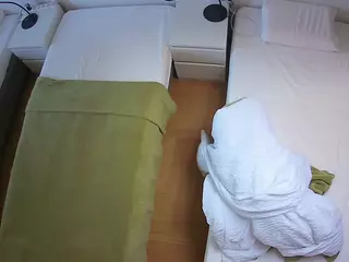 Julmodels Bedroom-D5's Live Sex Cam Show