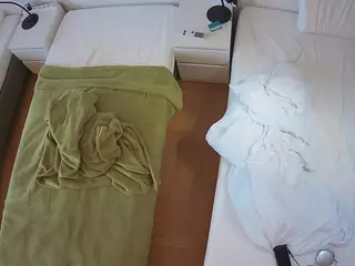 Julmodels Bedroom-D5's Live Sex Cam Show