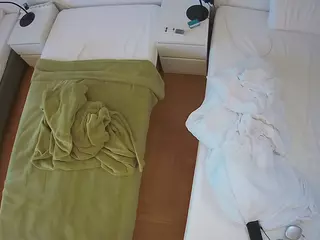 Julmodels Bedroom-D5's Live Sex Cam Show