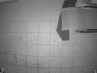 voyeurcam-julmodels-reallife-1