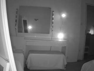 voyeurcam-julmod... Live Webcam on CamSoda