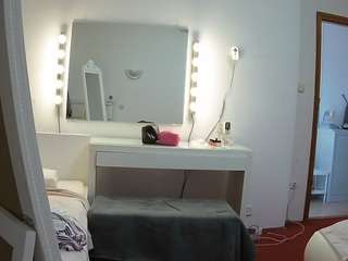 voyeurcam-julmodels-reallife-1