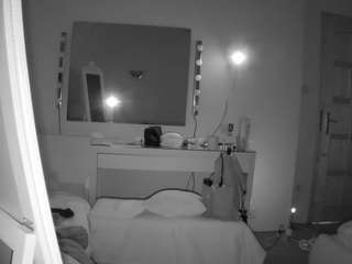 voyeurcam-julmodels-reallife-1 webcam