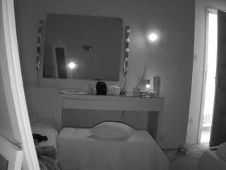 voyeurcam-julmodels-reallife-1 webcam