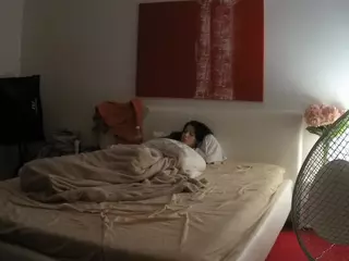 Julmodels Bedroom-E1's Live Sex Cam Show