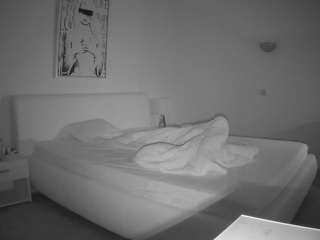voyeurcam-julmodels-reallife-2's preview