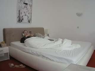 voyeurcam-julmod... Live Webcam on CamSoda