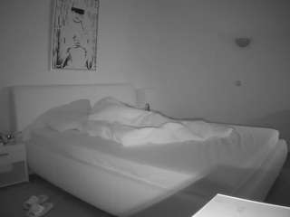 voyeurcam-julmod... Live Webcam on CamSoda