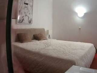 voyeurcam-julmodels-reallife-2