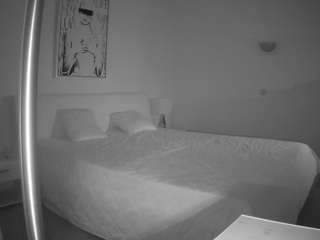voyeurcam-julmodels-reallife-2