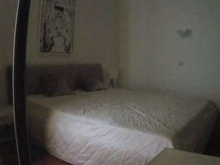 voyeurcam-julmodels-reallife-2