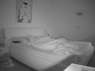 voyeurcam-julmodels-... webcam