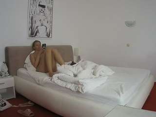 voyeurcam-julmodels-reallife-2