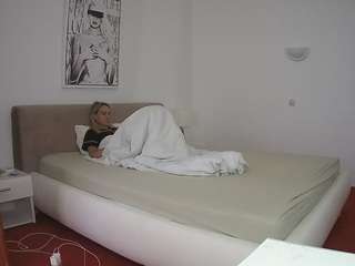 voyeurcam-julmod... Live Webcam on CamSoda